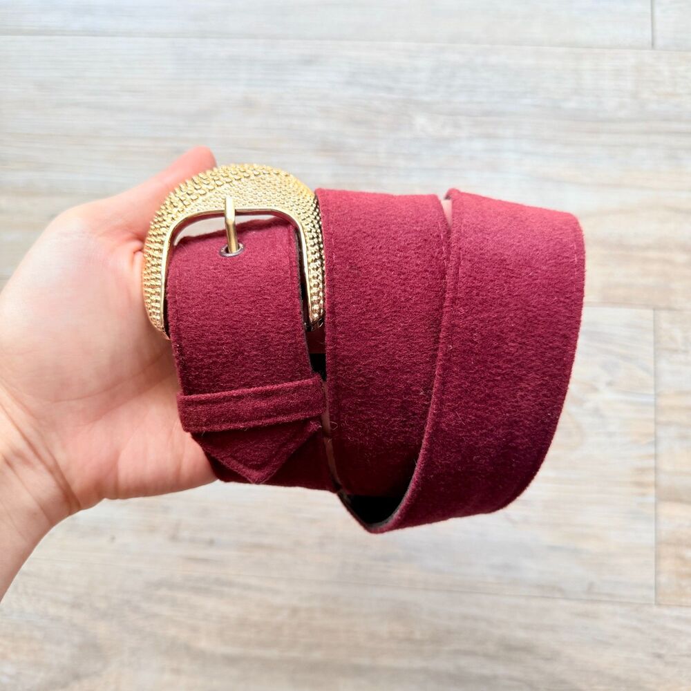 Vintage Burgundy Faux Suede Wide Belt Gold Textured Buckle Womens Size 29 14 85